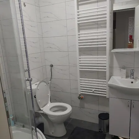 Pavle アパート *